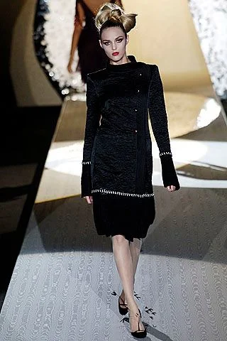 Look 12